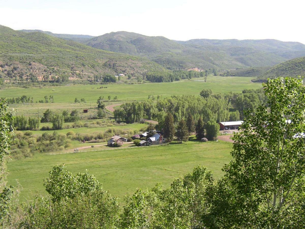 Rolling R Guest Ranch Guest House Meeker Exterior photo